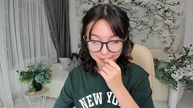 AgnieszkaBanana online show from 13, 9, 2025