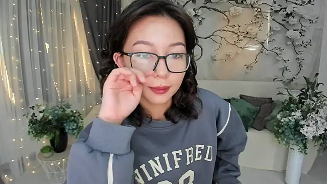 AgnieszkaBanana online show from 9, 9, 2025