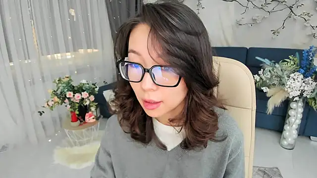 AgnieszkaBanana online show from 5, 4, 2026