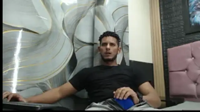 Chris Dick23 online show from 5, 11, 2025