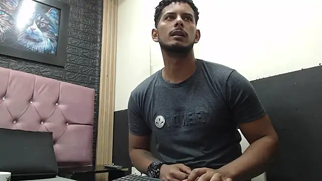 Chris Dick23 online show from 22, 10, 2025