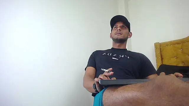 Snapshot of Chris_Dick23 chatting on 12, 6, 2026 Chris Dick23 online show from 12, 6, 2026