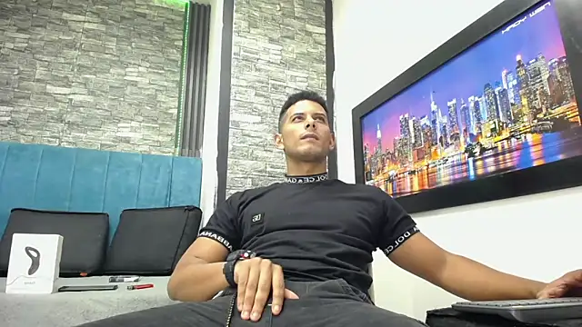 Chris Dick23 online show from 3, 3, 2026