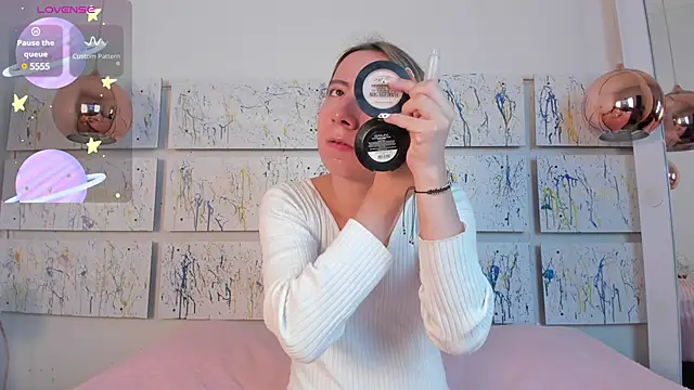 Miiaa doll online show from 18, 3, 2025