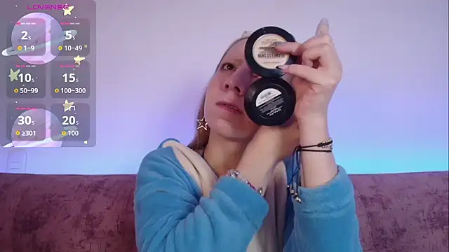 Miiaa doll online show from 28, 10, 2025