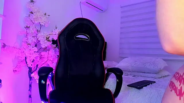 Snapshot of Caramelo_Exotic chatting on 13, 1, 2025 Caramelo Exotic online show from 13, 1, 2025