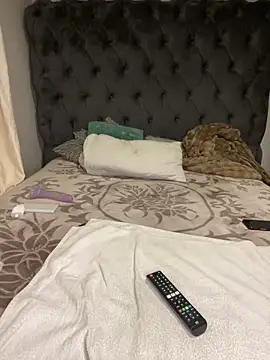 Snapshot of MILL204 chatting on 1, 12, 2025 MILL204 online show from 1, 12, 2025