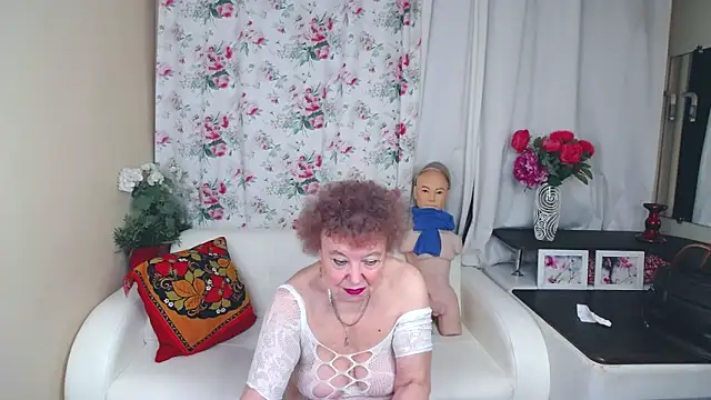 YourHotGranny online show from 14, 5, 2026