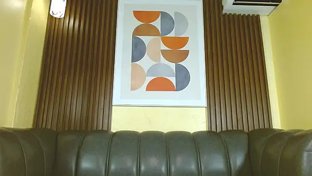 Nicole Ramires online show from 12, 3, 2026