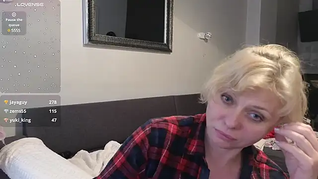 Snapshot of Gray_swann chatting on 27, 1, 2025 Gray swann online show from 27, 1, 2025