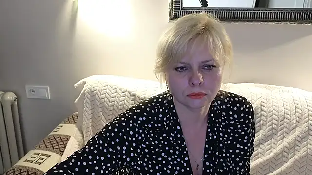 Snapshot of Gray_swann chatting on 4, 3, 2025 Gray swann online show from 4, 3, 2025