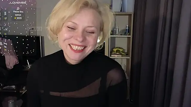 Snapshot of Gray_swann chatting on 10, 2, 2025 Gray swann online show from 10, 2, 2025