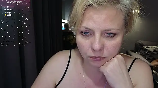 Snapshot of Gray_swann chatting on 20, 2, 2025 Gray swann online show from 20, 2, 2025