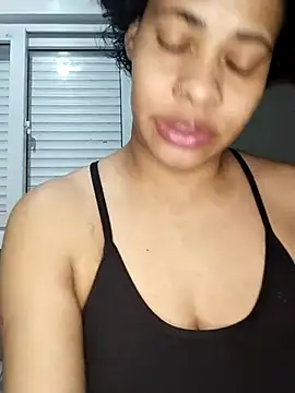 Su Duarte 1 online show from 2, 11, 2025