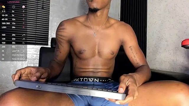 Lil Curved online show from 12, 10, 2025