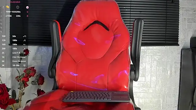 Lil Curved online show from 17, 10, 2025