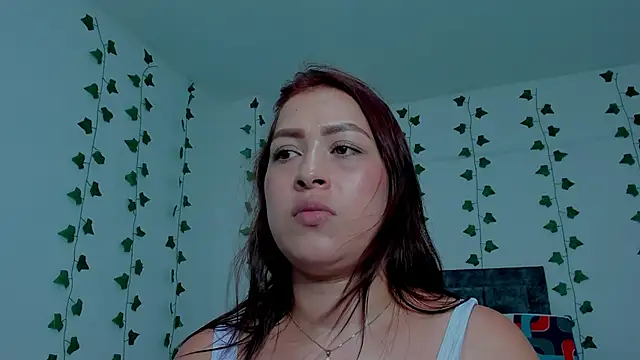 Miaa Garcia online show from 16, 9, 2025