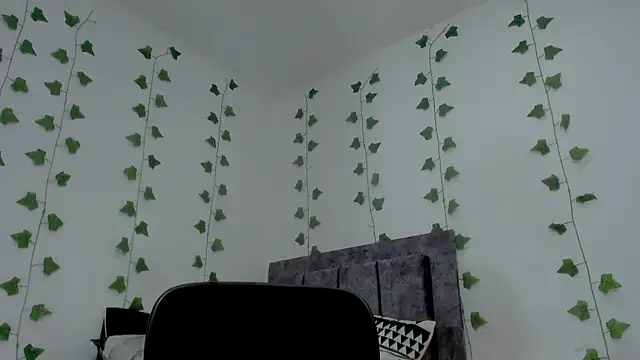 Miaa Garcia online show from 18, 4, 2026