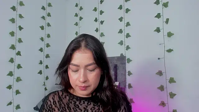 Miaa Garcia online show from 24, 6, 2026