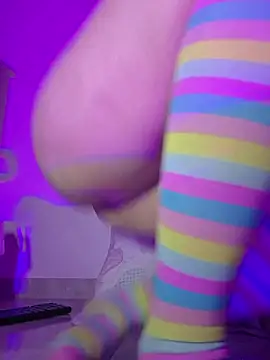 CamilaVenz online show from 8, 4, 2026