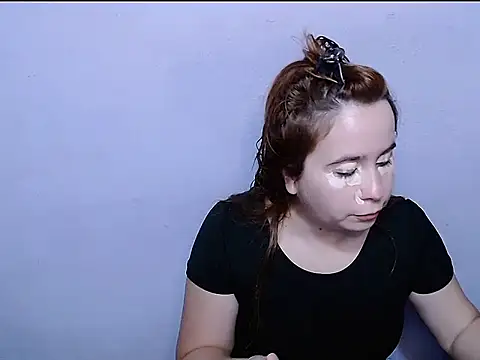 SubLayla01 online show from 14, 3, 2026