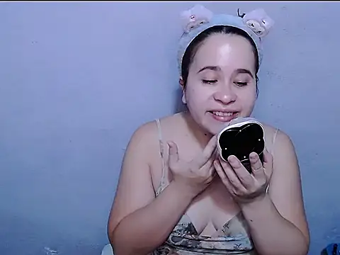 SubLayla01 online show from 18, 5, 2026