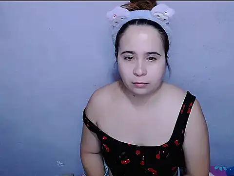 SubLayla01 online show from 6, 2, 2026