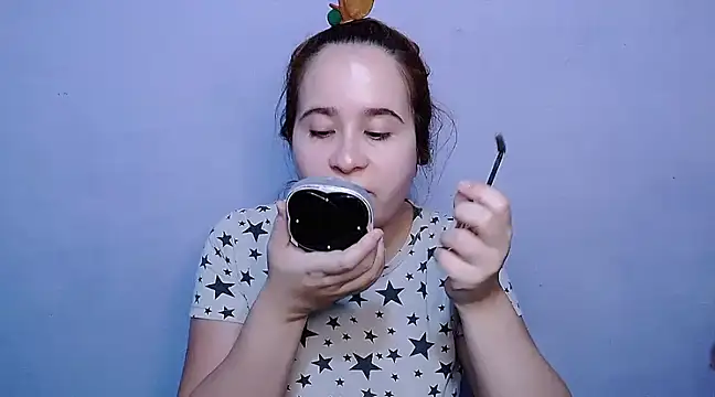 SubLayla01 online show from 19, 2, 2025