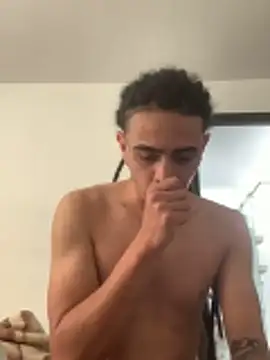 JovenDesobediente online show from 17, 11, 2025