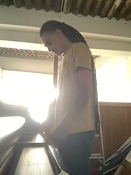 JovenDesobediente online show from 4, 11, 2025