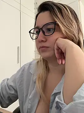 amooraaamoon online show from 9, 9, 2025