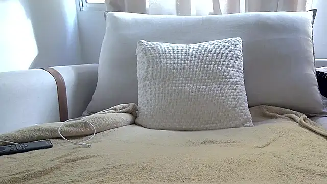 amooraaamoon online show from 27, 9, 2025