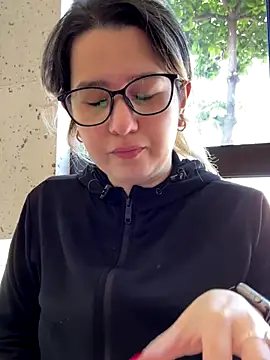 amooraaamoon online show from 26, 9, 2025