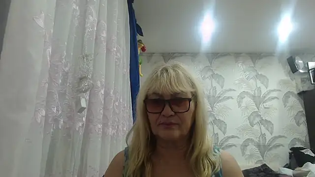 CamDiva113 online show from 31, 10, 2025