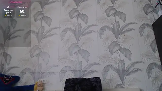 Snapshot of CamDiva113 chatting on 16, 6, 2026 CamDiva113 online show from 16, 6, 2026