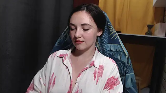 Snapshot of StacyMind chatting on 9, 7, 2026 StacyMind online show from 9, 7, 2026