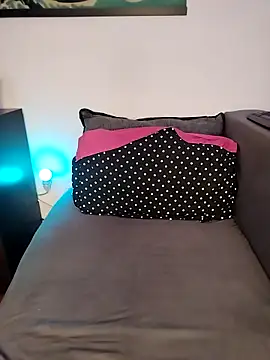 Snapshot of EmmaKrosss chatting on 9, 2, 2026 EmmaKrosss online show from 9, 2, 2026