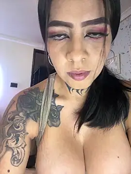 AbbyFtLuna online show from 23, 9, 2025