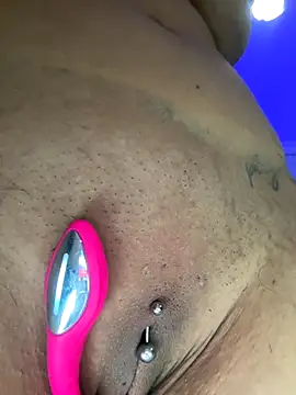 AbbyFtLuna online show from 1, 12, 2025