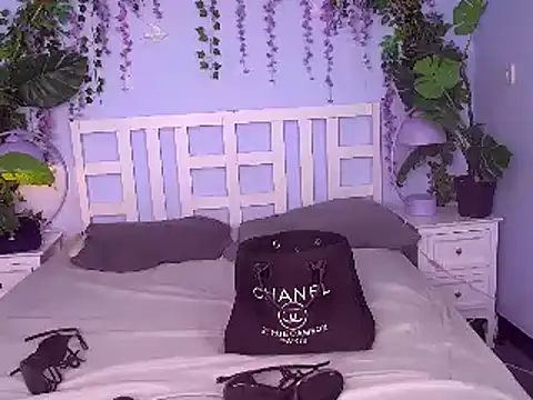 FerrariRedxBabestation online show from 19, 3, 2025