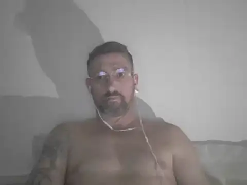 Snapshot of vinzz49 chatting on 17, 3, 2025 vinzz49 online show from 17, 3, 2025