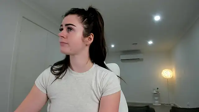 aus queen online show from 26, 10, 2025