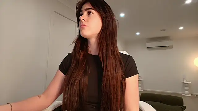 aus queen online show from 3, 11, 2025