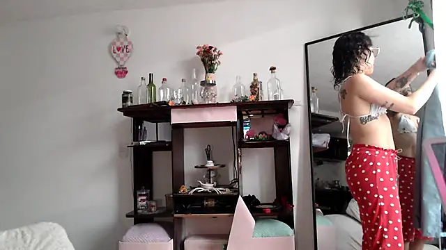 Hellen dumont online show from 22, 2, 2026