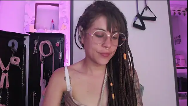 Snapshot of Hellen_dumont chatting on 25, 6, 2026 Hellen dumont online show from 25, 6, 2026