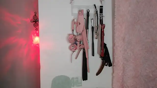 Hellen dumont online show from 1, 3, 2026