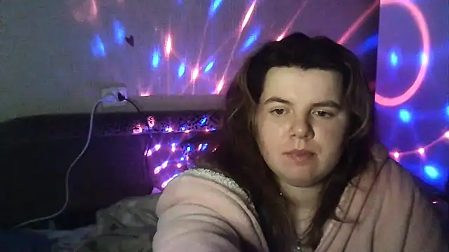 so shy online show from 22, 12, 2025