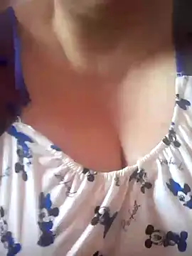 carmelasexy online show from 25, 9, 2025