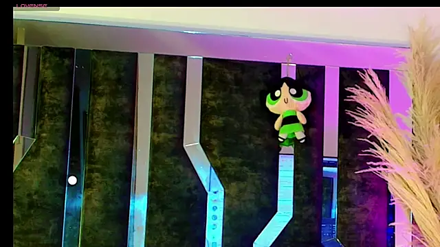 honey skin online show from 18, 4, 2026