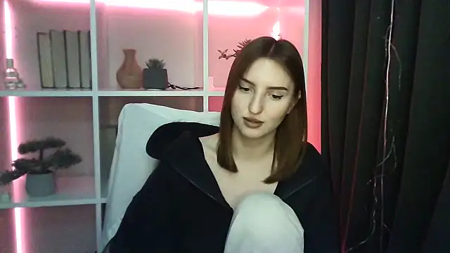 X Alisa online show from 16, 2, 2025